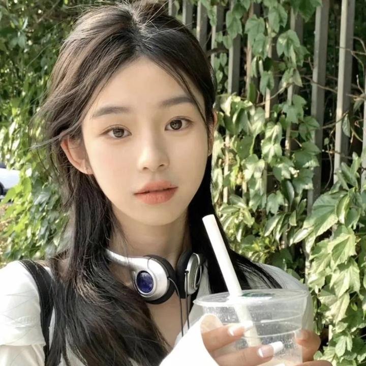 少年西蒙的烦恼